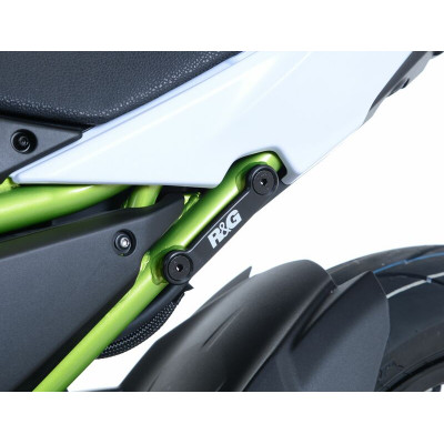 Cache orifice reposes-pieds R&G RACING noir Kawasaki Z650